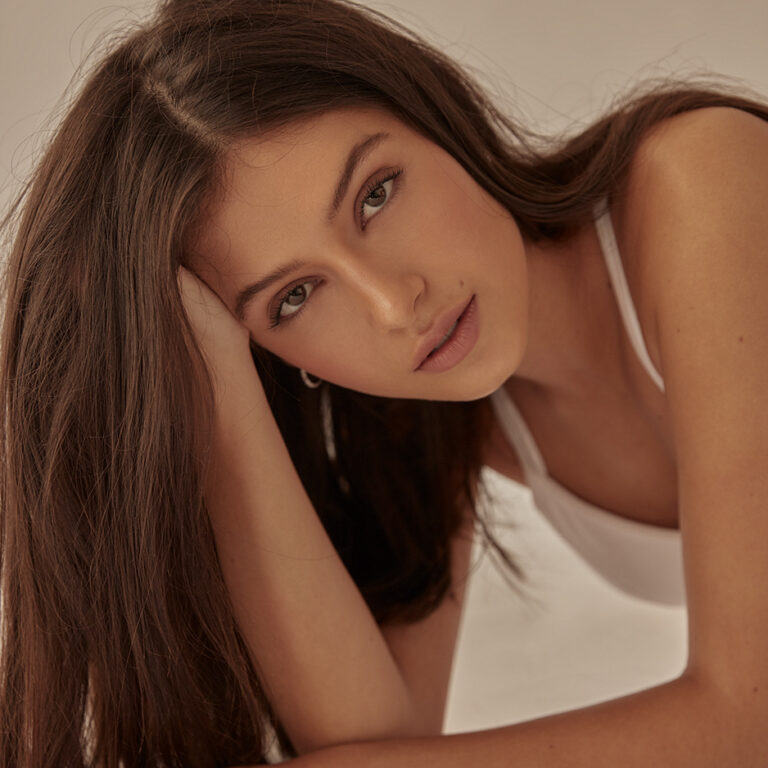 Tratamento Editorial – Mega Model